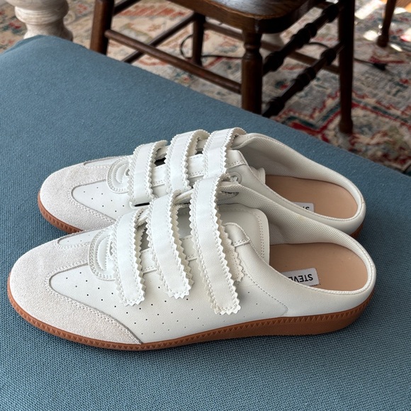 Steve Madden Shoes - Steve Madden Momentum White Leather & Suede Velcro Mule Sneakers with Gum Sole 9